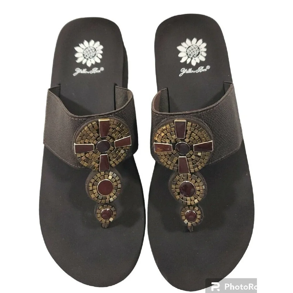 Yellow Box ~Woman 8.5 M~ Brown Flip Flops Wedge Jeweled Sandals 30189 NEW. - Picture 8 of 12